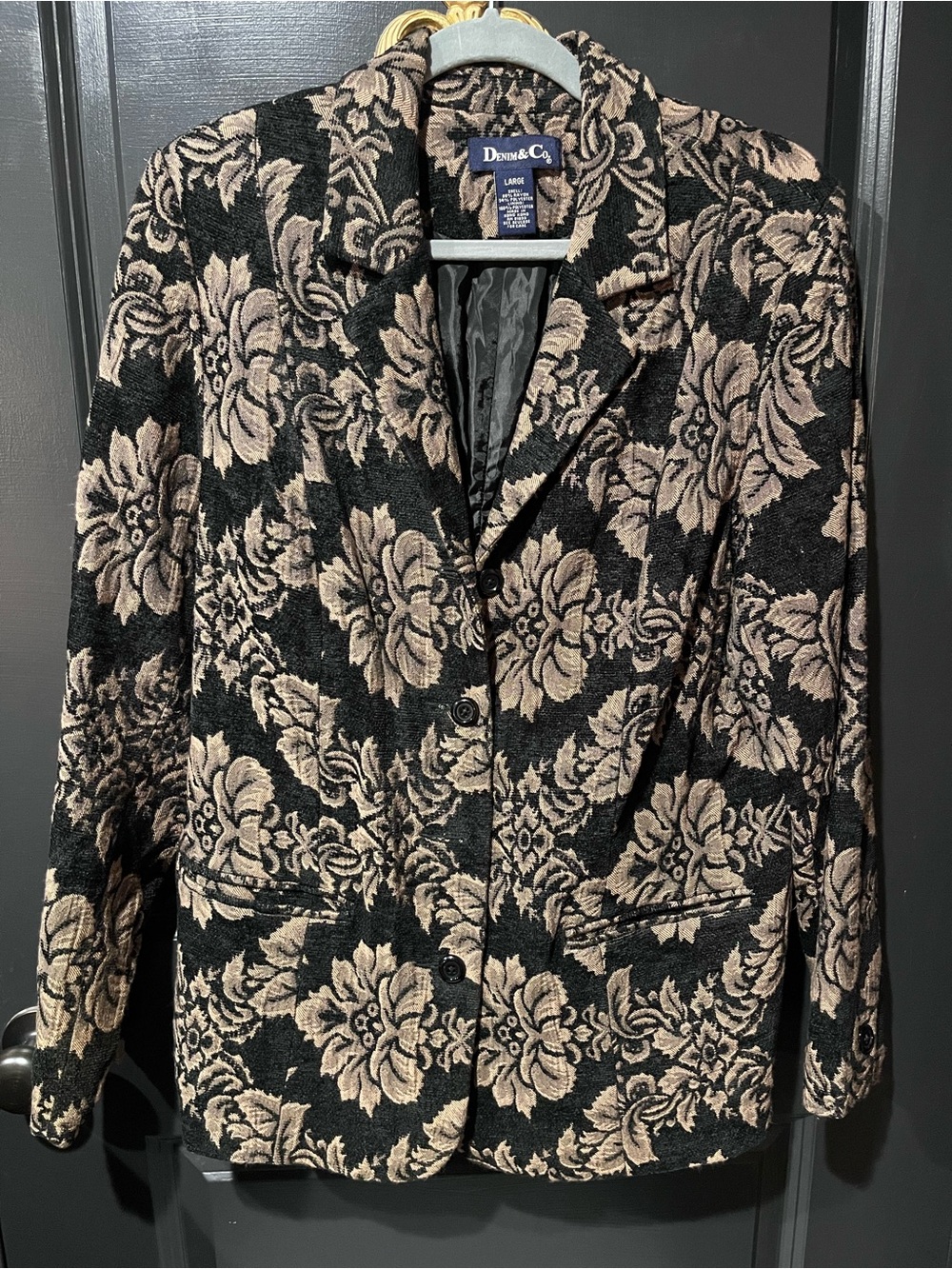 Denim & Co Black and Beige Floral Jacquard Blazer